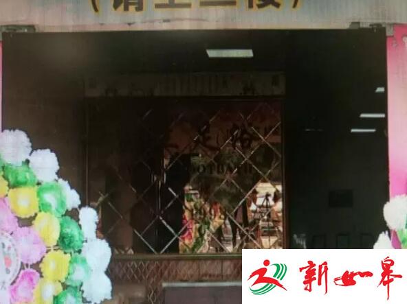 通过监控视频可以看到，小强一行人凌晨2点15左右进入会所内的，事发于2点30分，仅仅间隔了15分钟。会所负责人龚先生告诉记者，事发时店里还没有开始提供服务，小强正在房间内的浴室洗澡，之后进入房间的技师就发现小强状态不对劲，他浑身抽搐，就立即拨打了120求救了。没过多久，120的急救人员就来了，最后小强还是抢救无效死亡。