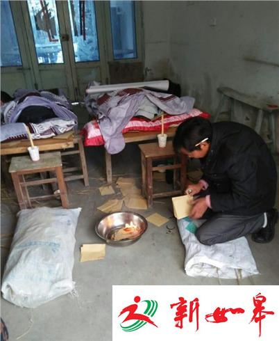 七旬患癌老人与失明妻子红绳相连 跳楼身亡