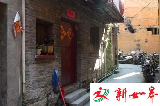 福建13岁女孩称遭总务主任性侵十余次：怀孕七月