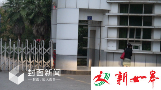 9月27日早上6时15分，牟其中唯一指定代理人夏宗伟登记进入洪山监狱接牟其中。