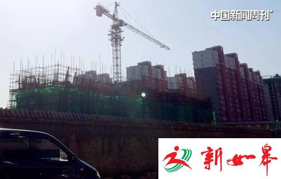 2016年11月，北高营村仍有许多房产项目在建设中。 图|《中国新闻周刊》记者杨智杰