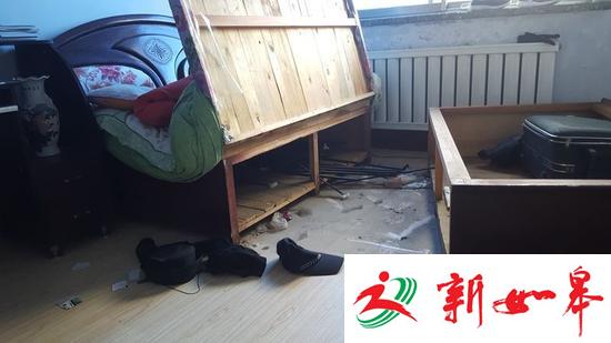 李绪义落网时的床。