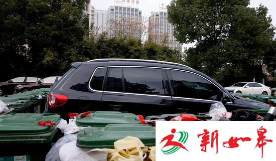 垃圾车里的垃圾，主要是小区居民的生活垃圾。