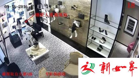 85后海归女竟为了个香奈儿包在杭州专柜店里，做出这样的蠢事...