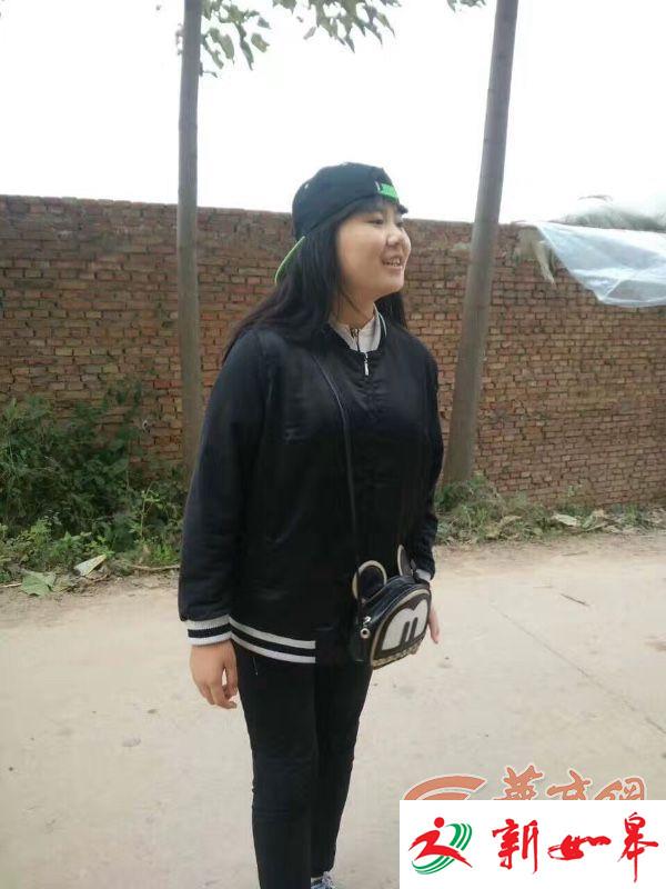 截至今天下午，12岁的初一女生小雨已经失联将近两天杳无音讯。10月4日晚8时30分左右，小雨独身一人从东二环附近的铁路设计院舅舅家离开，乘公交回三爻村自己家，却在途中与家人失去联络。