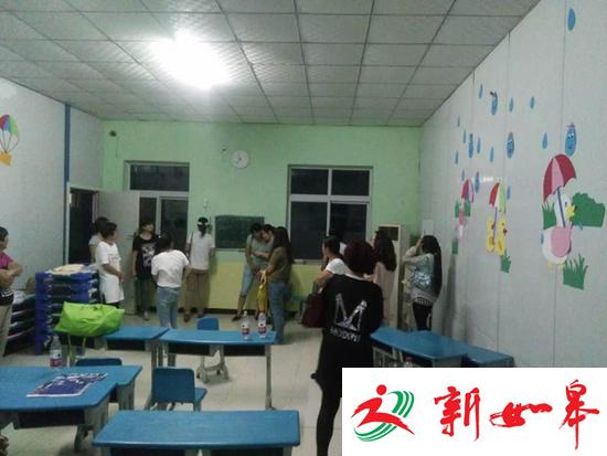 天津被遗忘车内女童系唯一乘客 老师未询问家长