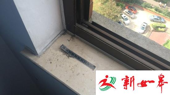 女子从复旦大学文科楼11层坠亡 具体情况仍在调查