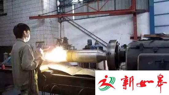 倒闭工厂主：把我们都逼死了 日子就好过了