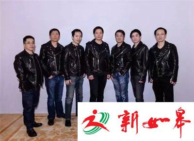 网友吐槽年终奖:前两年发台历 今年每人1条红腰带