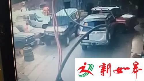 9岁男童离家出走汽修厂宝马车内离奇身亡