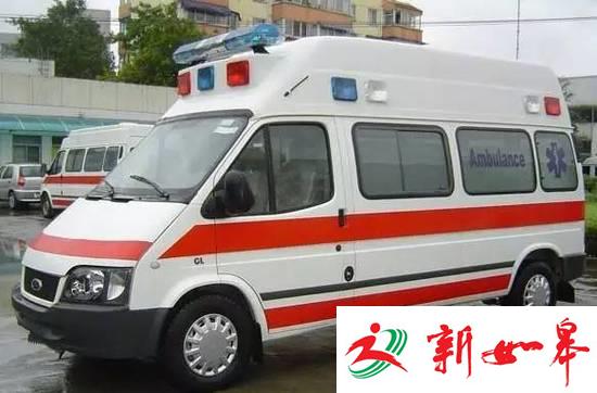 急救员嫌老人太重离开!媒体:别让抬不动拖120后腿