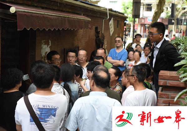 上过BBC的上海网红葱油饼涉无证经营被停业