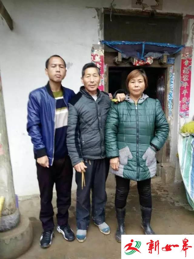 男子出海被索马里海盗劫持 7年后终于回到家过年