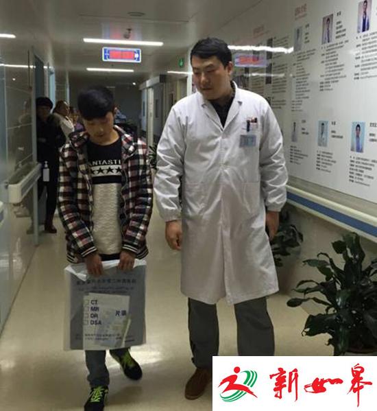 少年贷款3万跋涉千里还医院 1年前医院垫钱治病