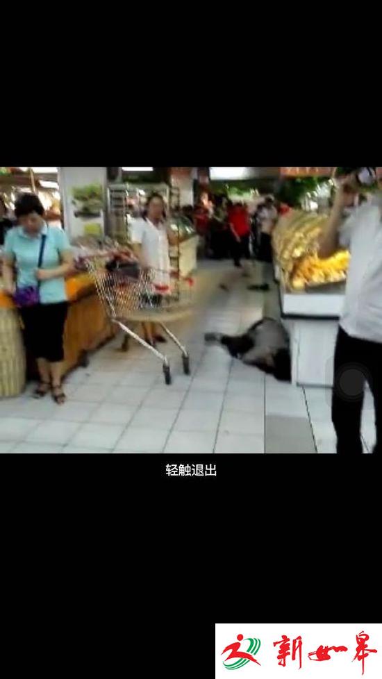 湖南一女子超市内刺死老人 两人疑为婆媳关系