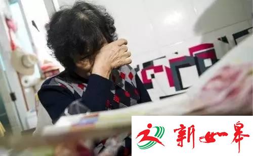 小编经常听说周围的一些老人家（特别是奶奶、外婆等）大清早五六点就抢着去“领礼品”了，上当受骗时有发生。